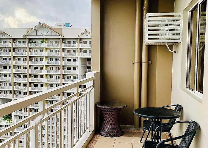 Apartahotel The Atherton By Dmci- 2br Free Parking 4*